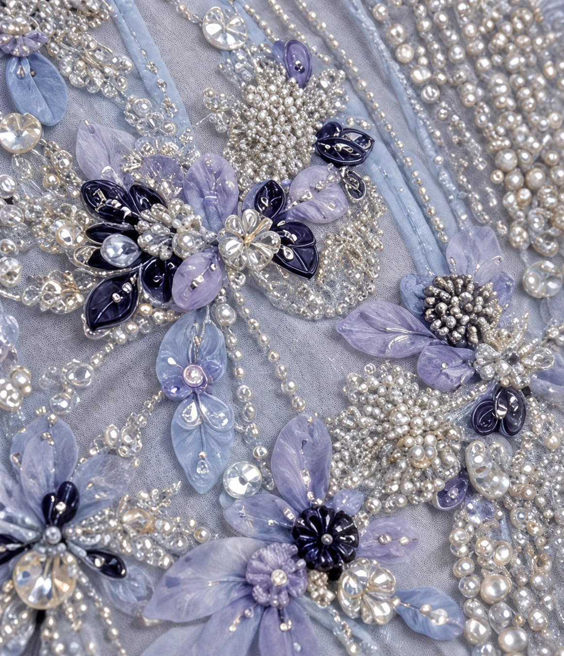 Sélène Sculpted Mini Dress, embroidery macro detail